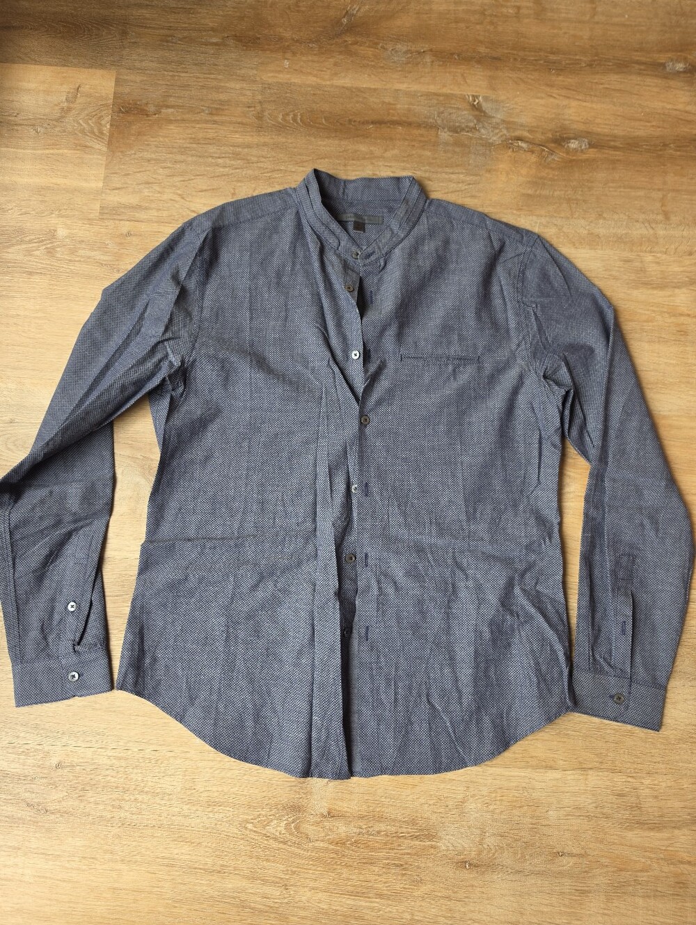 John Varvatos Mandarin/Band Collar Button-up Shirt Size M
